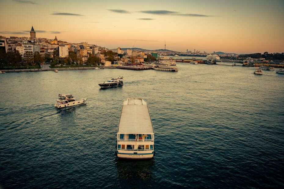 مقایسه دقیق هزینه‌های زندگی در مناطق اروپایی و آسیایی استانبول (۲۰۲۵): کدام منطقه برای شما مناسب‌تر است؟ (با جزئیات هزینه‌های حمل‌ونقل و تفریح)