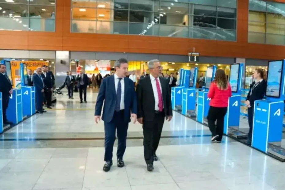 THY ve AJet Yönetim Kurulu Başkanı Bolat'tan AJet'in saha ekiplerine ziyaret