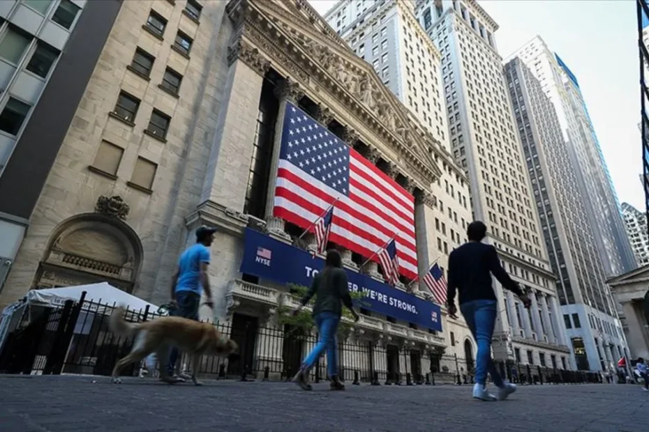 Trump ABD'lilere seslendi: Ekonomik bir patlamanın eşiğindeyiz