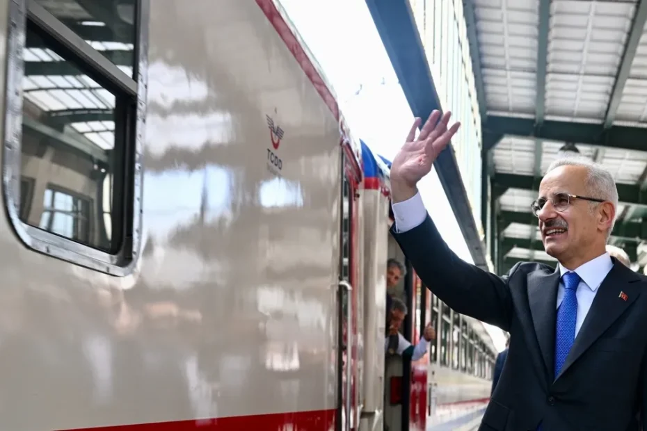 Turistik Doğu Ekspresi yarın sezonun ilk seferine çıkıyor