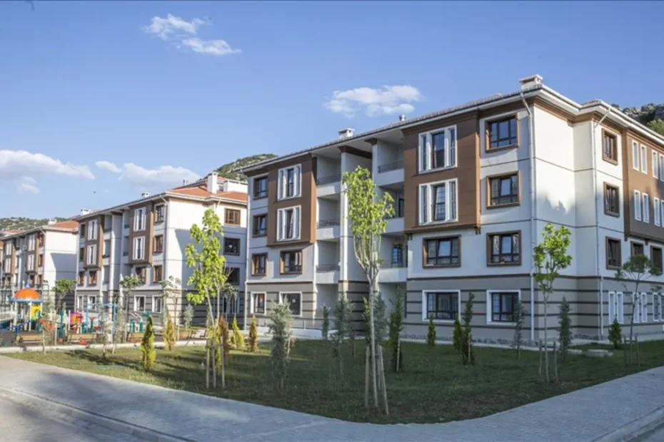 Bakan Kurum, Yüzyılın Konut Projesi'nde 19-25 Ocak haftasının kura takvimini açıkladı