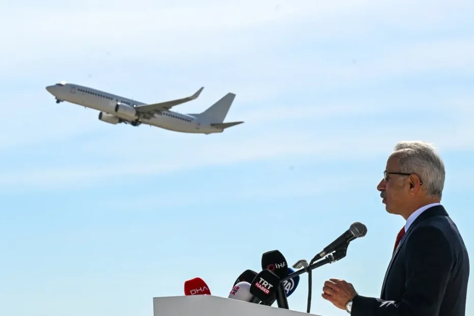 Ocak ayında her 2 yolcudan biri İstanbul’daki havalimanlarını kullandı