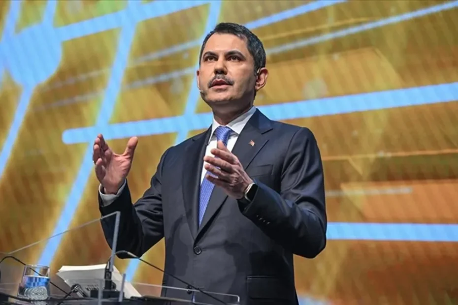 Bakan Kurum'dan Özel'e sert tepki: Bizim yanımıza gelen belediye başkanlarını tehdit ediyorlar