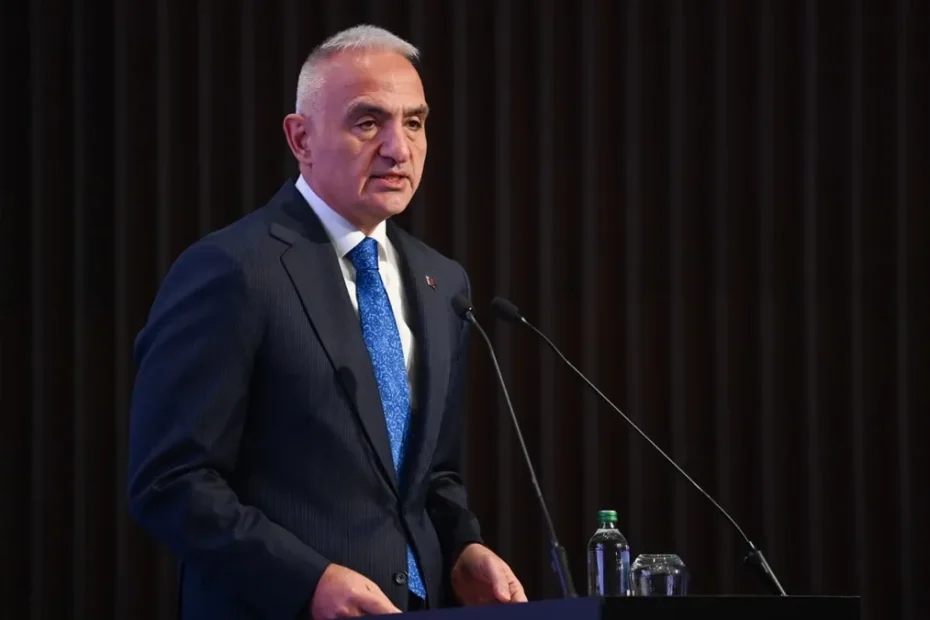 Bakan Ersoy duyurdu: Dizi sektörüne dev destek!