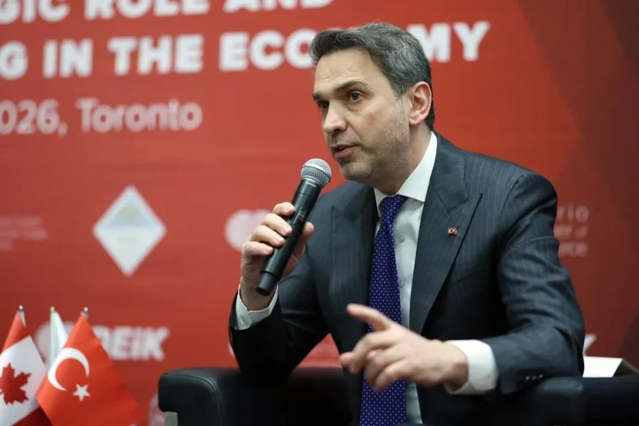 Bakan Bayraktar: Türkiye Kuzey Amerika LNG'si için stratejik enerji merkezi rolünde