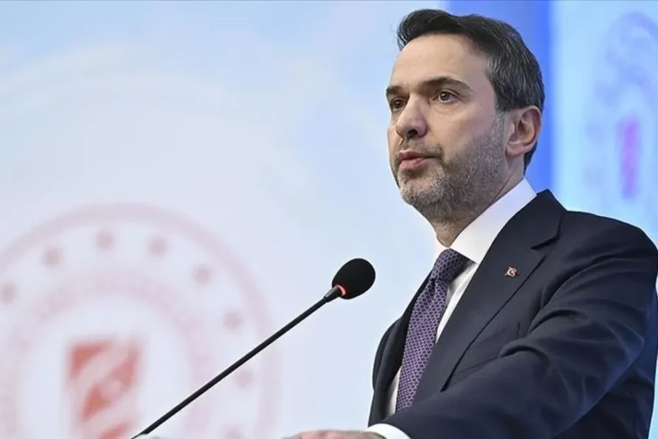 Bakan Bayraktar'dan arz güvenliği açıklaması: Doğal gaz konusunda endişe duymayın