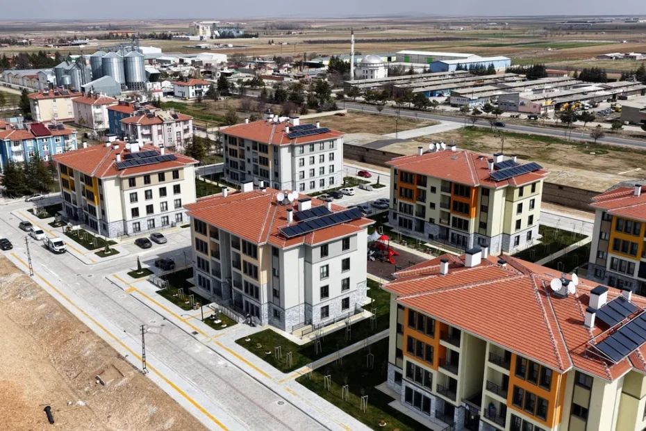 Bakan Kurum paylaştı:Konya’daki sosyal konutlarda ilk bayram heyecanı