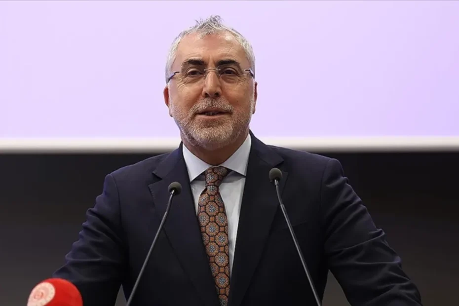 Bakan Işıkhan açıkladı: Bazı ilaçlar geri ödeme listesine alındı