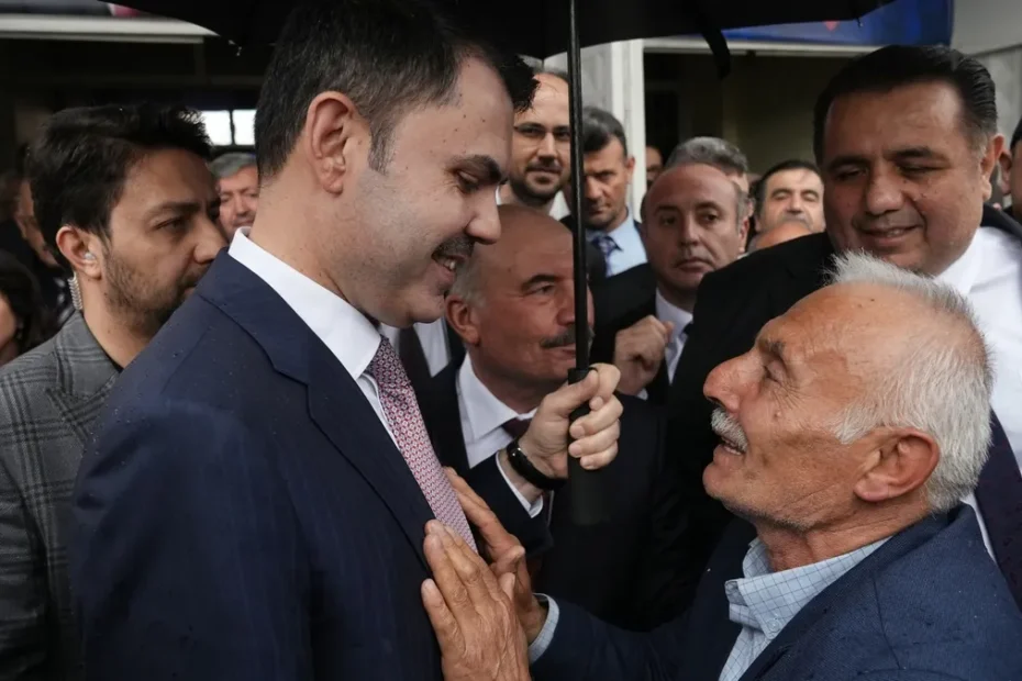 Şehit babasından Bakan Kurum’a anlamlı teşekkür: Hepiniz çok yardımcı oldunuz, Cumhurbaşkanıma selam söyle