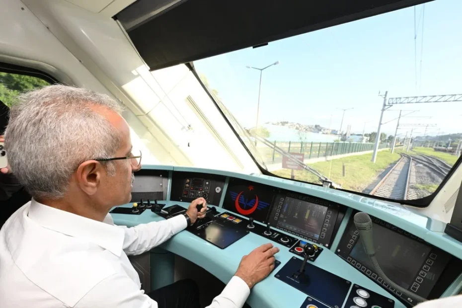 Bakan Uraloğlu açıkladı: 8 yılda Başkentray ile 140.3 milyon yolcu taşıdık