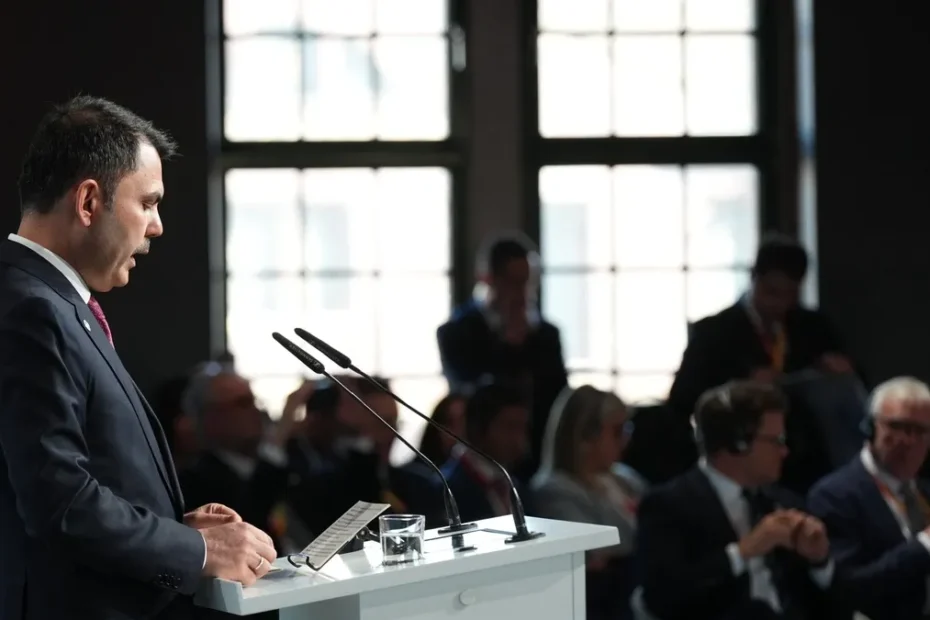 Bakan Kurum'dan Berlin İklim Zirvesi'nde önemli mesajlar