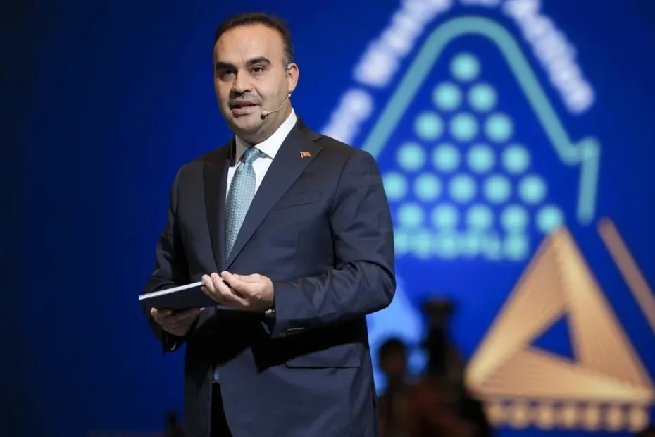 Bakan Kacır: OSB’lerde çalışan sayısını 415 binden 2,7 milyona çıkardık