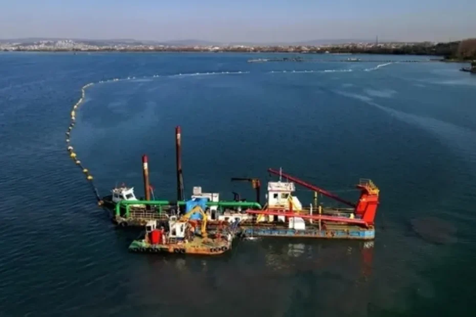 Bakanlıktan dip çamuru temizliği açıklaması