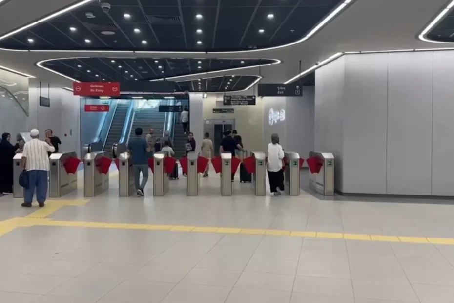 Türkiye’nin en yeni metro hattı, ilk gününde 10 bin yolcu taşıdı